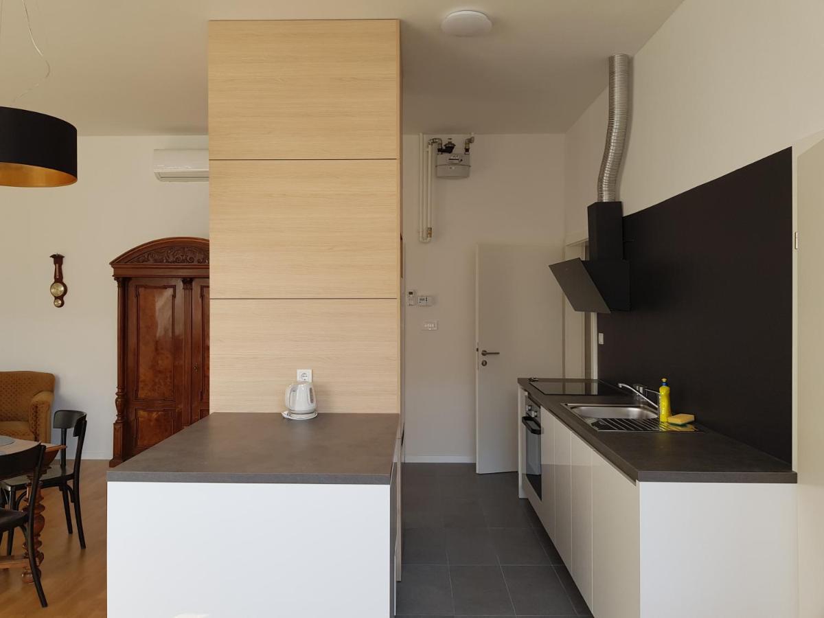 Apartmani Seven App Загреб Экстерьер фото